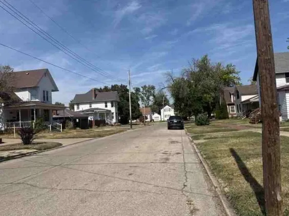 $53,100 | 45 North 7th Avenue, Canton, IL 61520