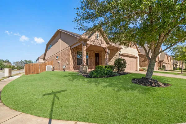 $364,900 | 9034 Centennial Drive, Conroe, TX 77384