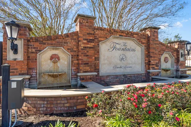 $364,900 | 9034 Centennial Drive, Conroe, TX 77384