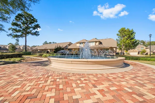 $364,900 | 9034 Centennial Drive, Conroe, TX 77384