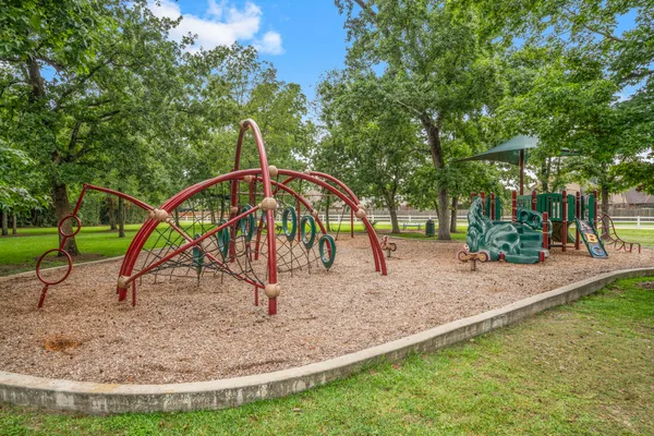 $364,900 | 9034 Centennial Drive, Conroe, TX 77384