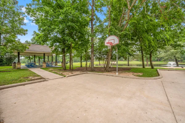 $364,900 | 9034 Centennial Drive, Conroe, TX 77384