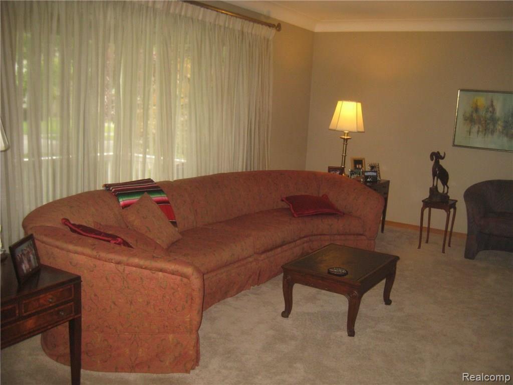 749 Harcourt Road Grosse Pointe Park, MI 48230 - Photo 9 of 80