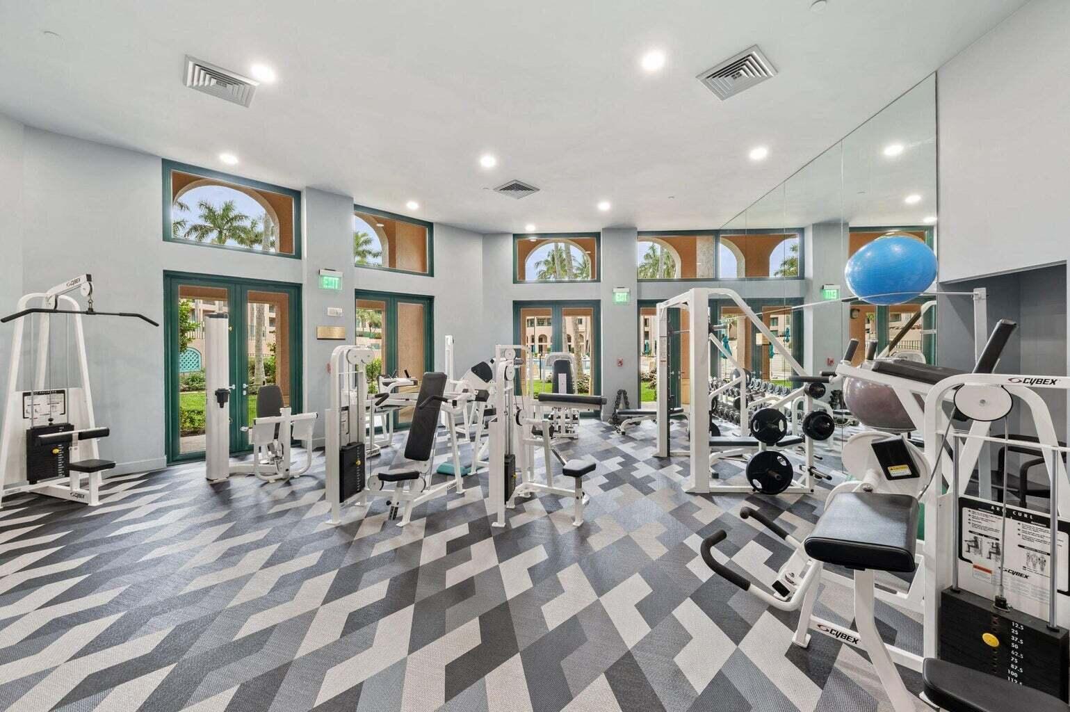 120 Southeast 5th Avenue, Unit 326 Boca Raton, FL 33432 - Photo 21 of 25 Gym- Weights Room