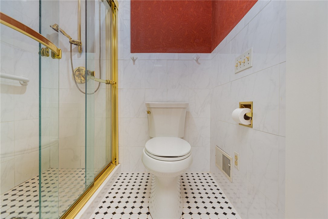 3 Shadow Pines Drive Penfield, NY 14526 - Photo 15 of 33