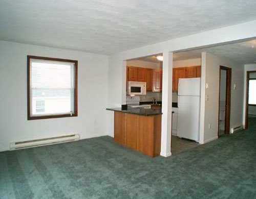 130 Purgatory Road, Unit 7 Middletown, RI 02842 - Photo 2 of 8 Living Room.