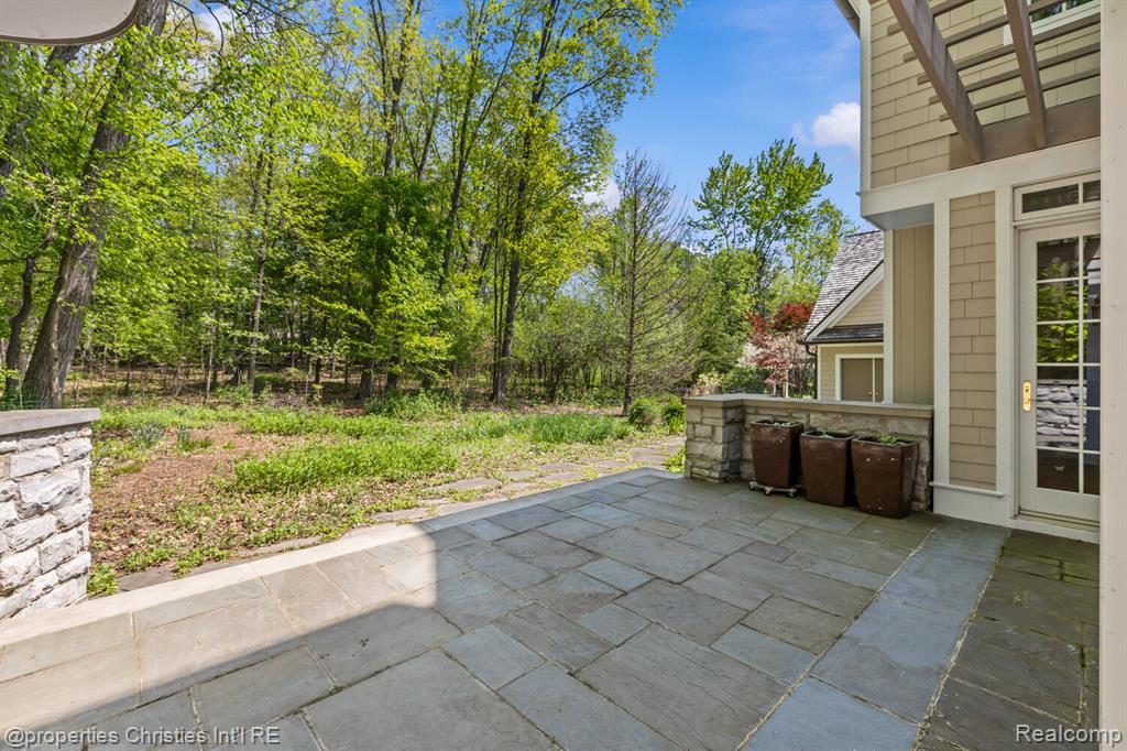 1041 Greentree Road Bloomfield Hills, MI 48304 - Photo 66 of 70