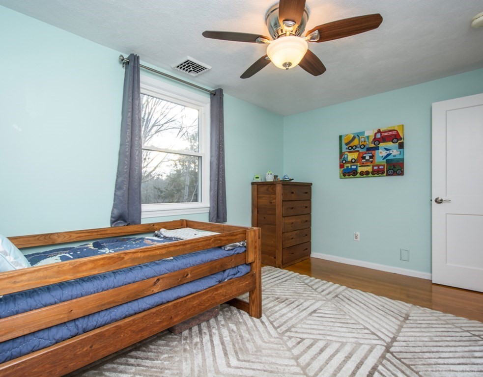 334 North Road Bedford, MA 01730 - Photo 18 of 40 Gallery Image 18