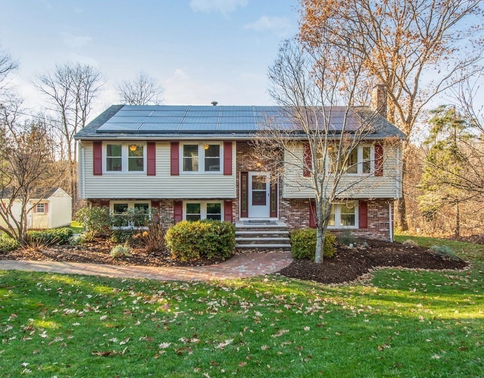 334 North Road Bedford, MA 01730 - Photo 2 of 40 Gallery Image 2