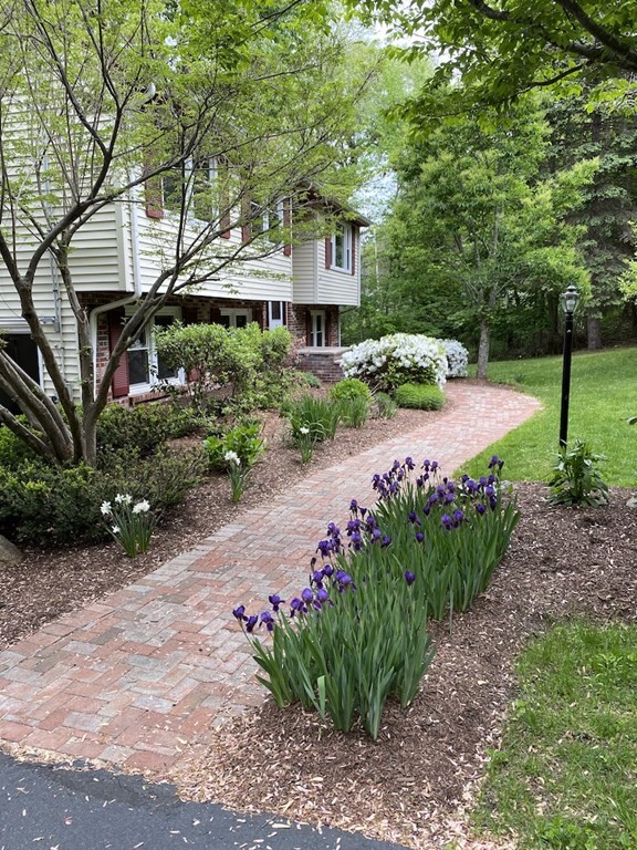 334 North Road Bedford, MA 01730 - Photo 36 of 40 Gallery Image 36