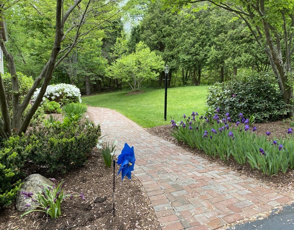 334 North Road Bedford, MA 01730 - Photo 37 of 40 Gallery Image 37