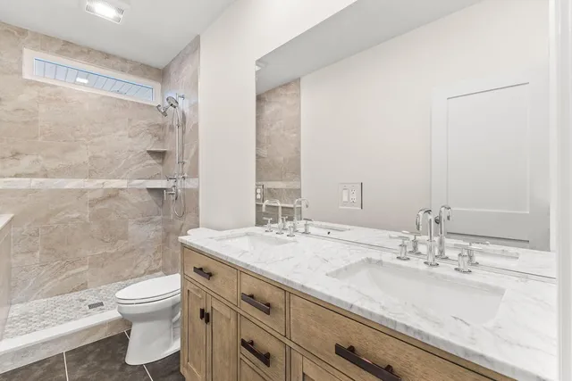 $559,000 | 354 Gifford Street, Unit 2, Falmouth, MA 02540