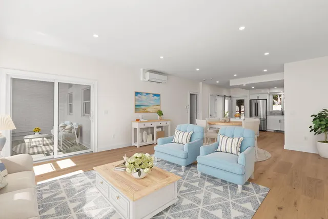 $559,000 | 354 Gifford Street, Unit 2, Falmouth, MA 02540