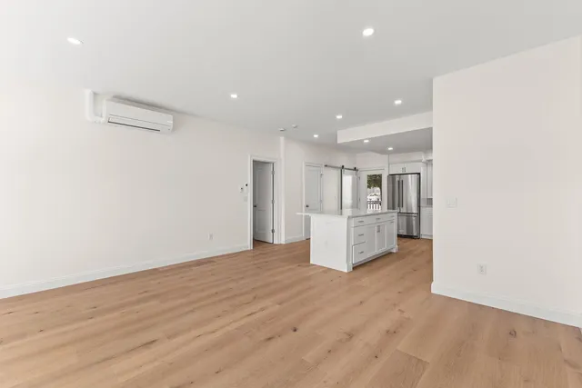 $559,000 | 354 Gifford Street, Unit 2, Falmouth, MA 02540