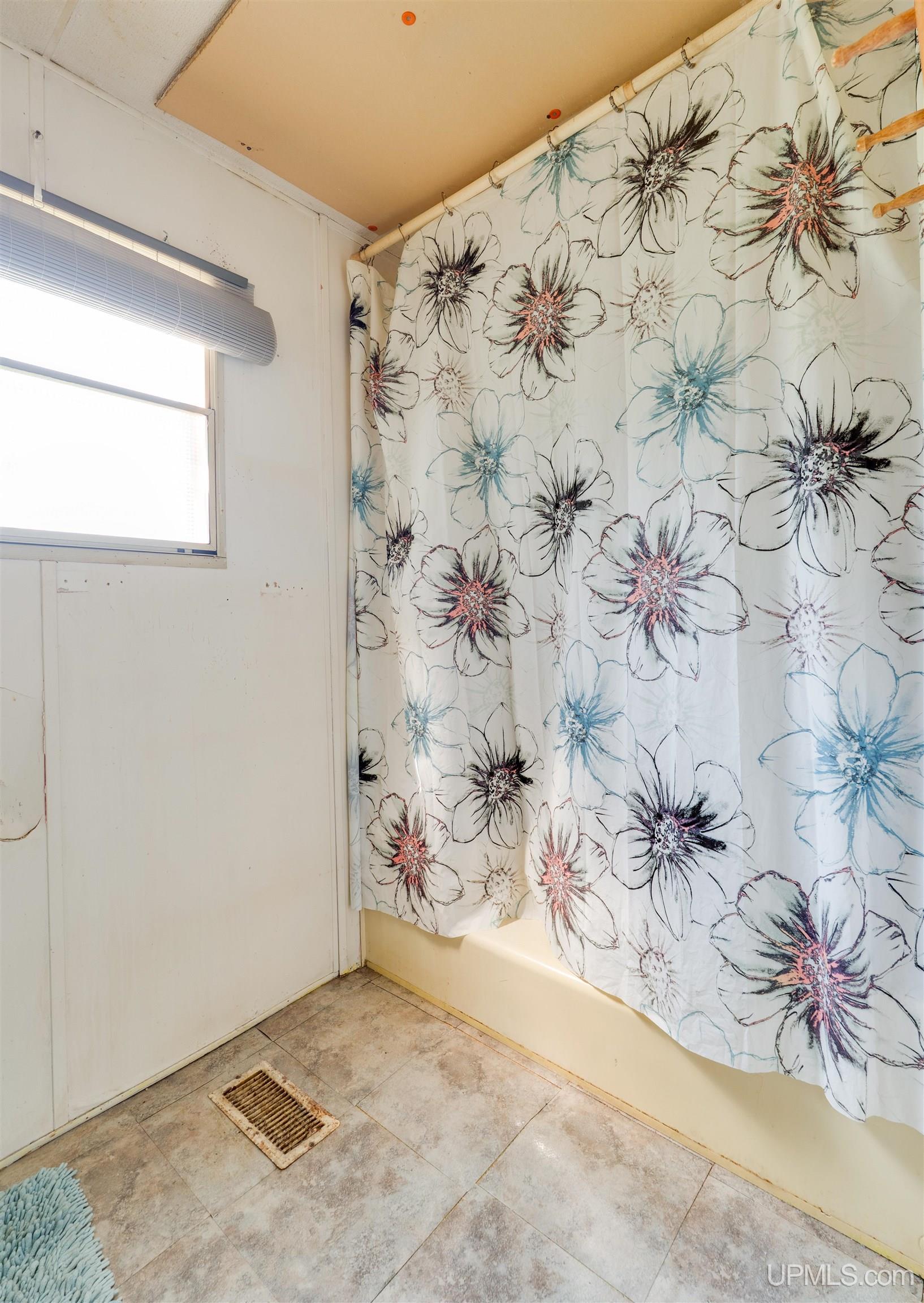 7099 Tannery Road Manistique, MI 49854 - Photo 18 of 30 Gallery Image 18