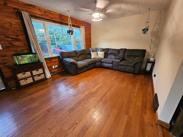 $210,000 | N8634 4th, Westfield, WI 53964