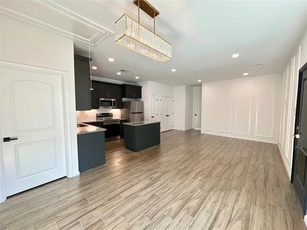 $1,395 | 11563 Persimmon Street, Willis, TX 77318