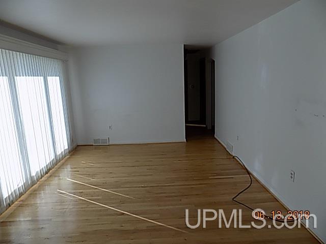 2002 Washington Street Ishpeming, MI 49849 - Photo 2 of 24