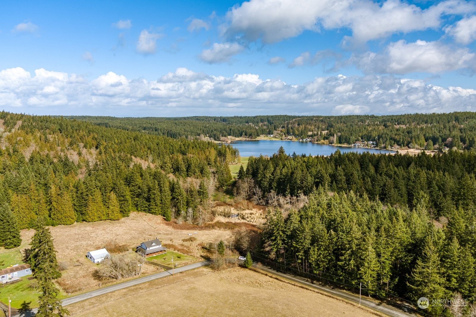 2575 Thompson Road Langley, WA 98260 - Photo 34 of 37 a view of a city