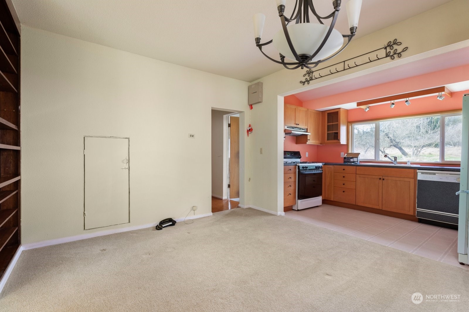 2575 Thompson Road Langley, WA 98260 - Photo 7 of 37