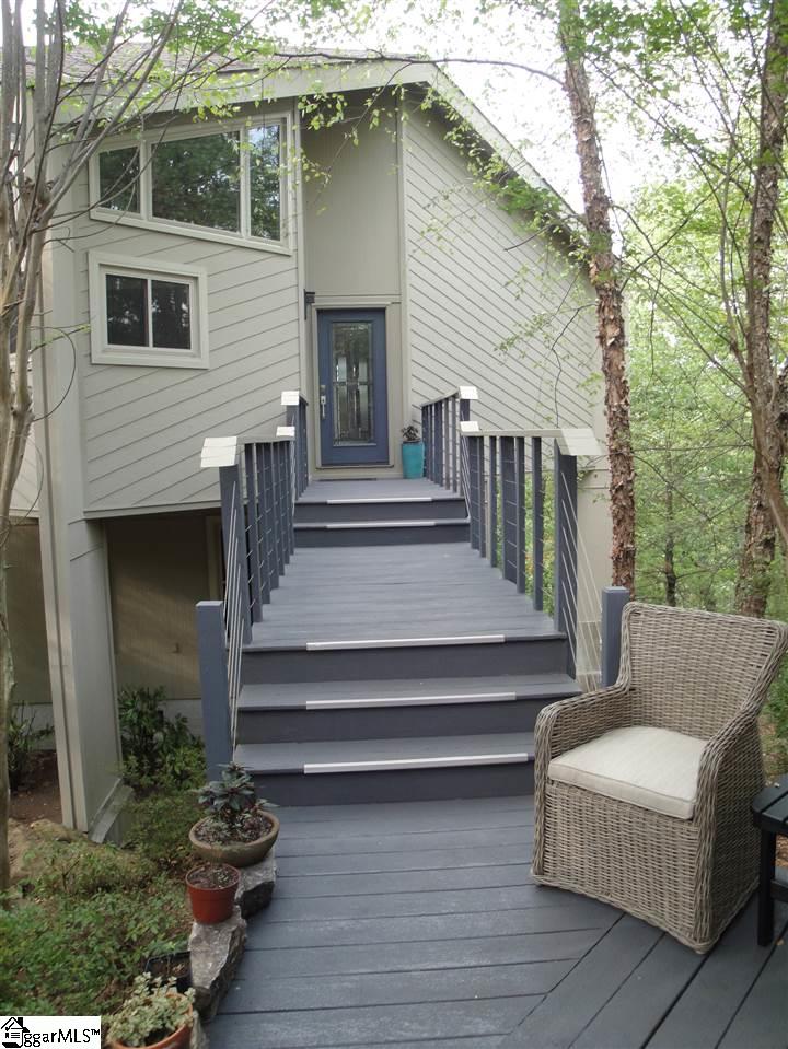 9 Altamont Forest Road Greenville, SC 29609 - Photo 1 of 36