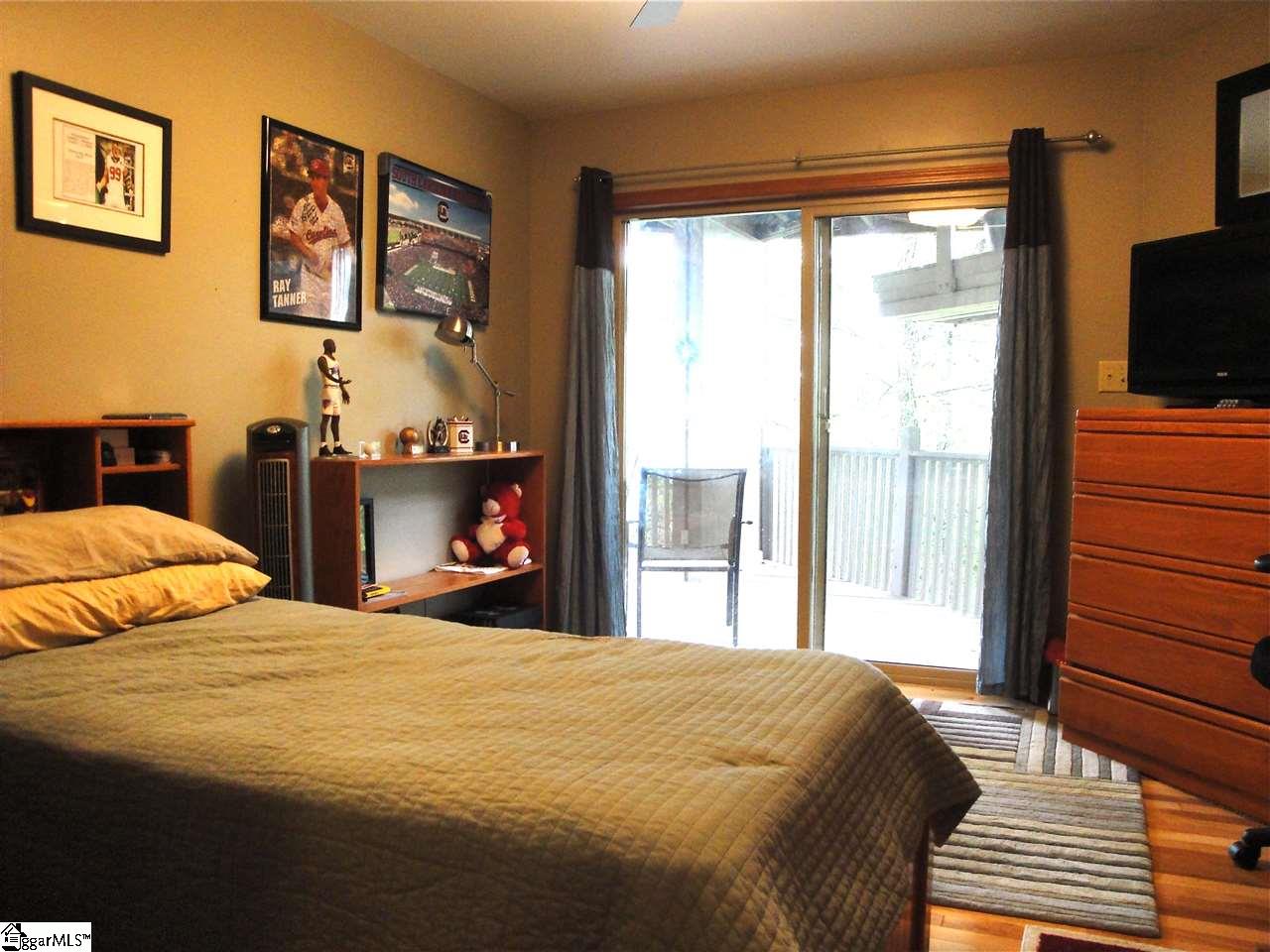 9 Altamont Forest Road Greenville, SC 29609 - Photo 20 of 36
