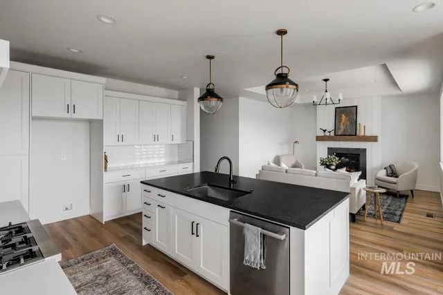 $549,900 | 10302 Stony Oak Street, Nampa, ID 83687