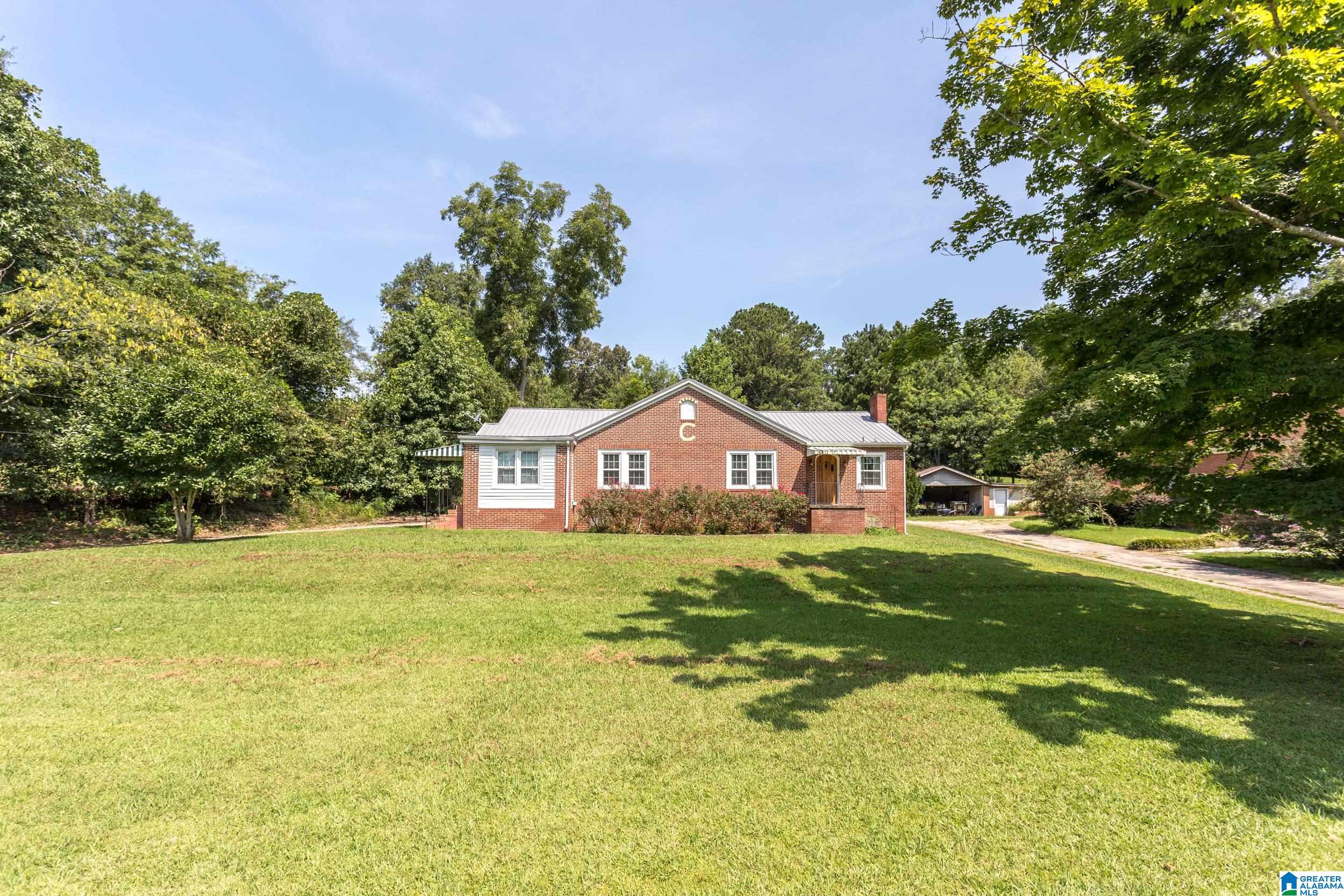 365 Oxford Street Heflin, AL 36264 - Photo 3 of 39