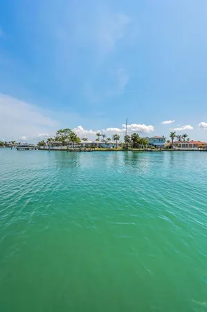 $4,500 | 415 Island Way, Unit 511, Clearwater Beach, FL 33767