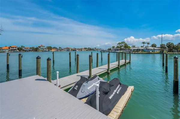 $4,500 | 415 Island Way, Unit 511, Clearwater Beach, FL 33767