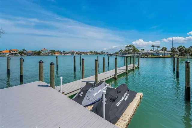 $4,500 | 415 Island Way, Unit 511, Clearwater Beach, FL 33767