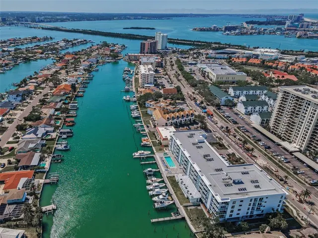 $4,500 | 415 Island Way, Unit 511, Clearwater Beach, FL 33767