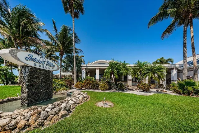 $4,500 | 415 Island Way, Unit 511, Clearwater Beach, FL 33767