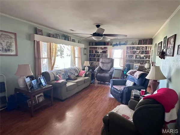 $137,000 | 122 East Lewis Street, Lilbourn, MO 63862