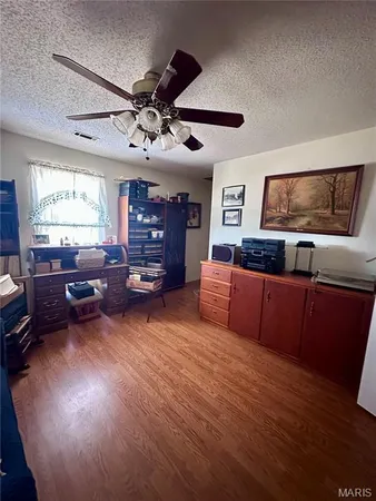 $137,000 | 122 East Lewis Street, Lilbourn, MO 63862