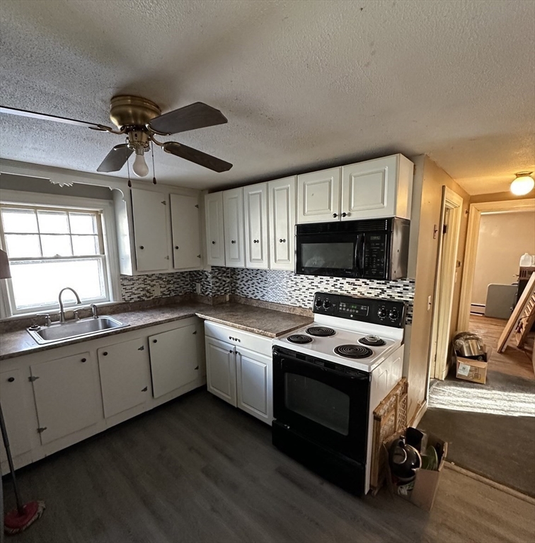 55 Bartley Street Wakefield, MA 01880 - Photo 4 of 10