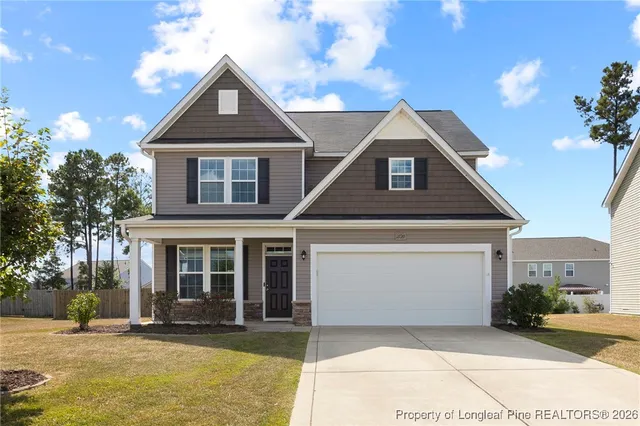 $330,000 | 2120 Courtland Drive, Fayetteville, NC 28314