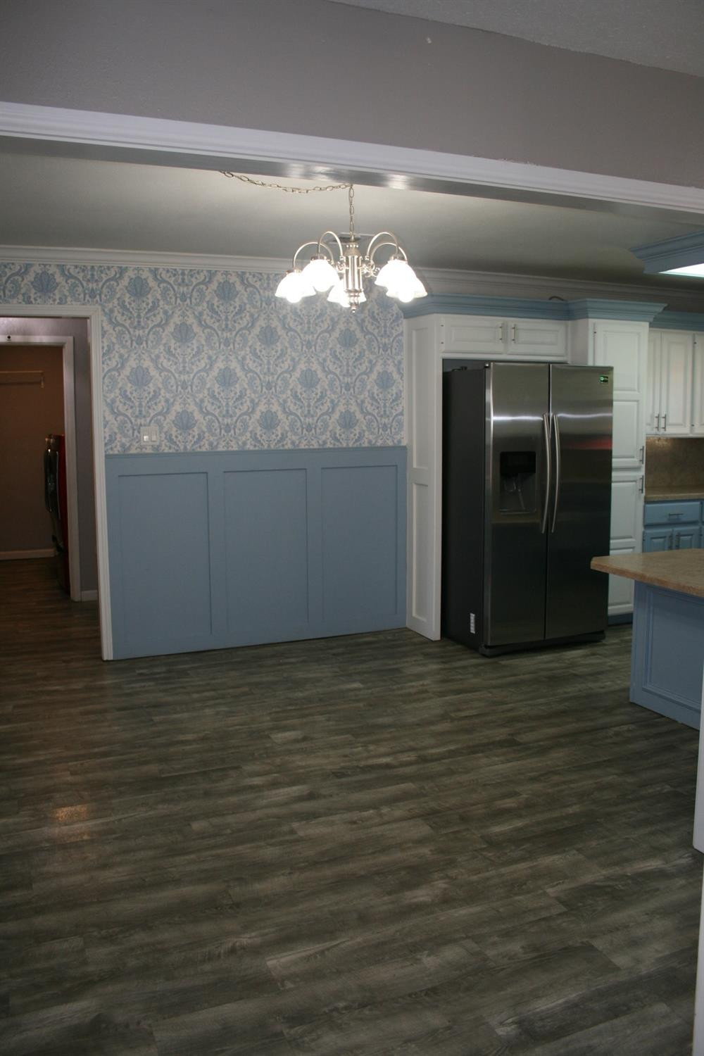 3005 92nd Street Lubbock, TX 79423 - Photo 16 of 39 Dining area.