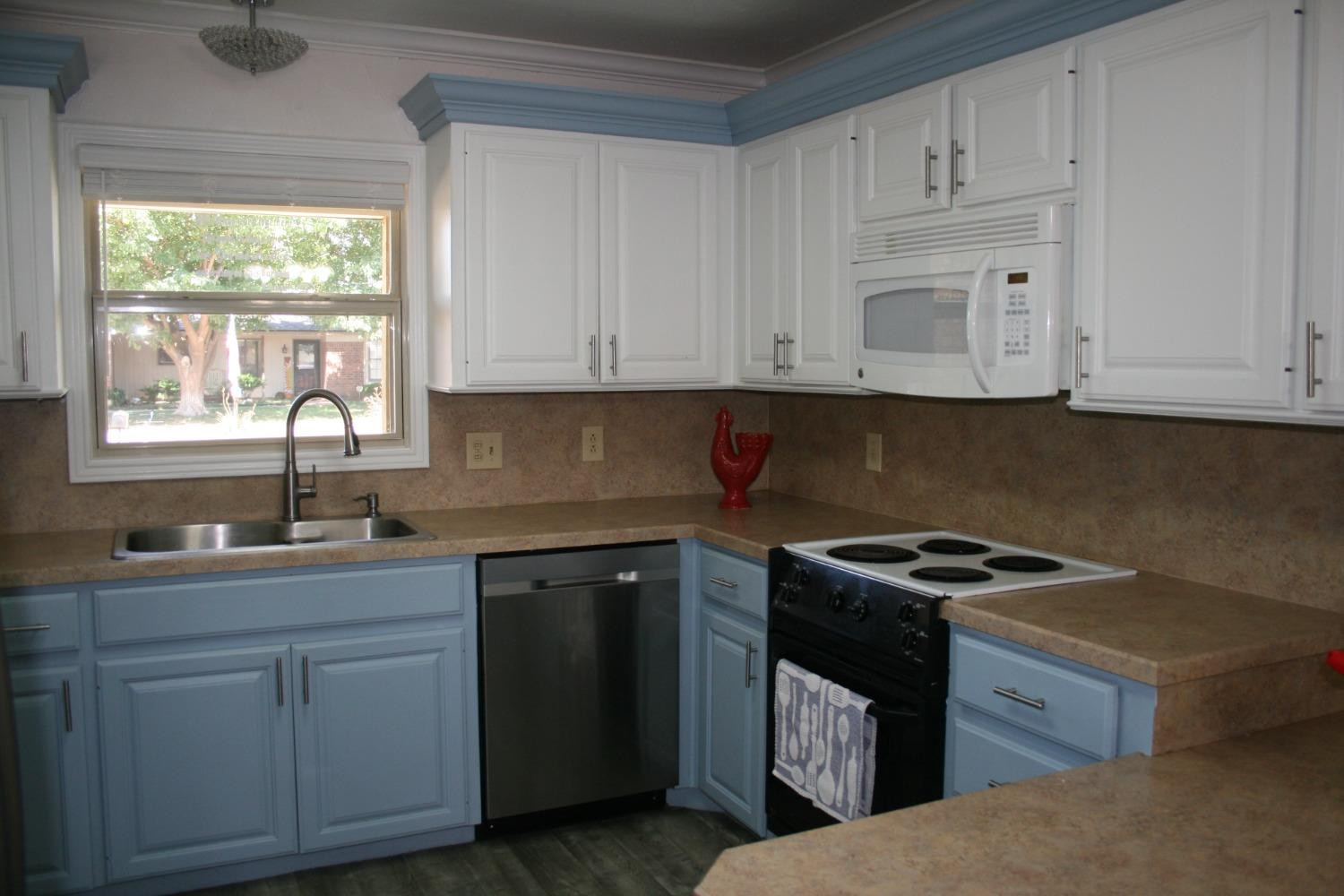 3005 92nd Street Lubbock, TX 79423 - Photo 18 of 39 New dishwasher 2021