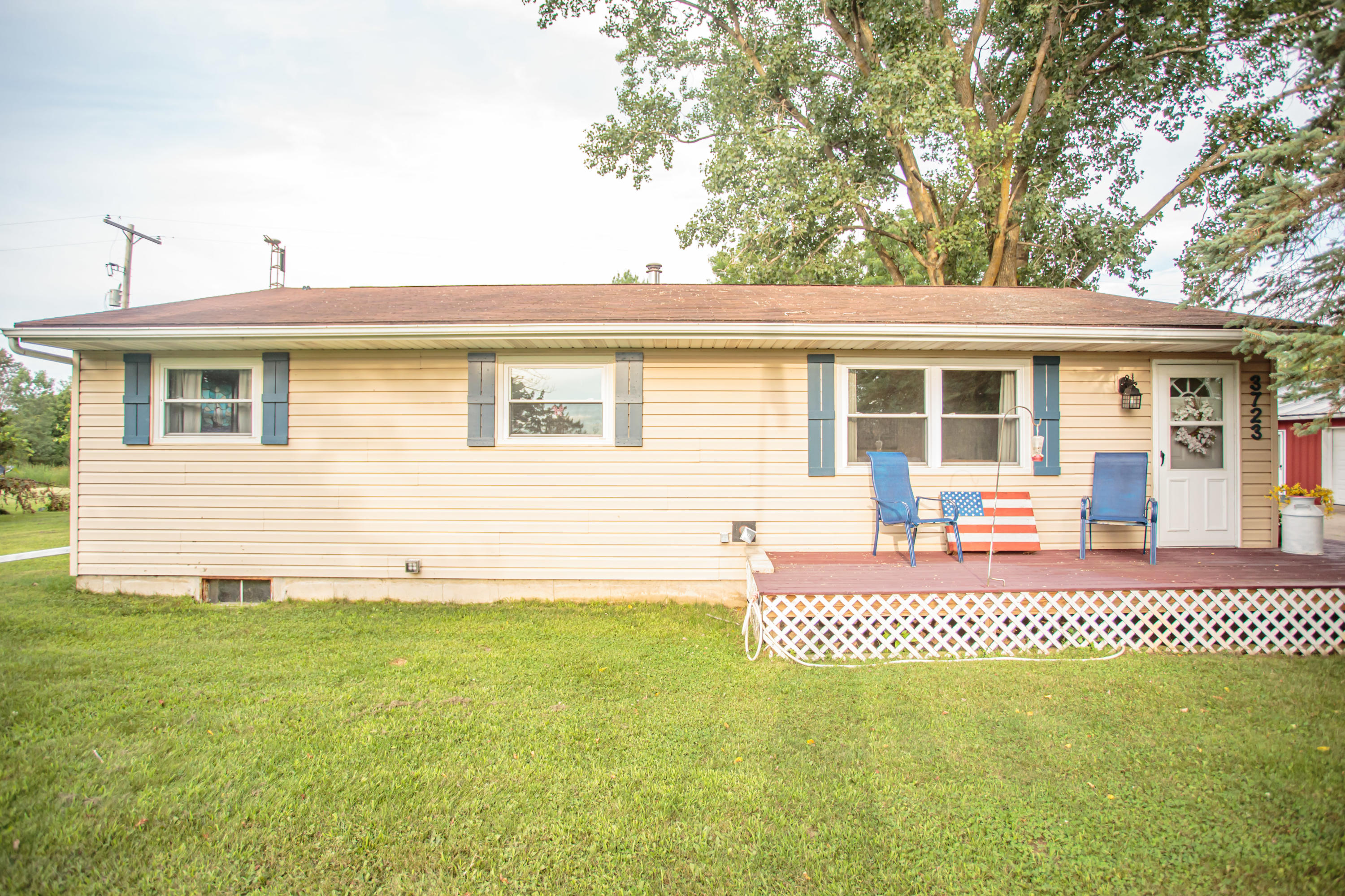 3723 South Williams Road Stockbridge, MI 49285 - Photo 2 of 26 3723 Williams_20210730-3