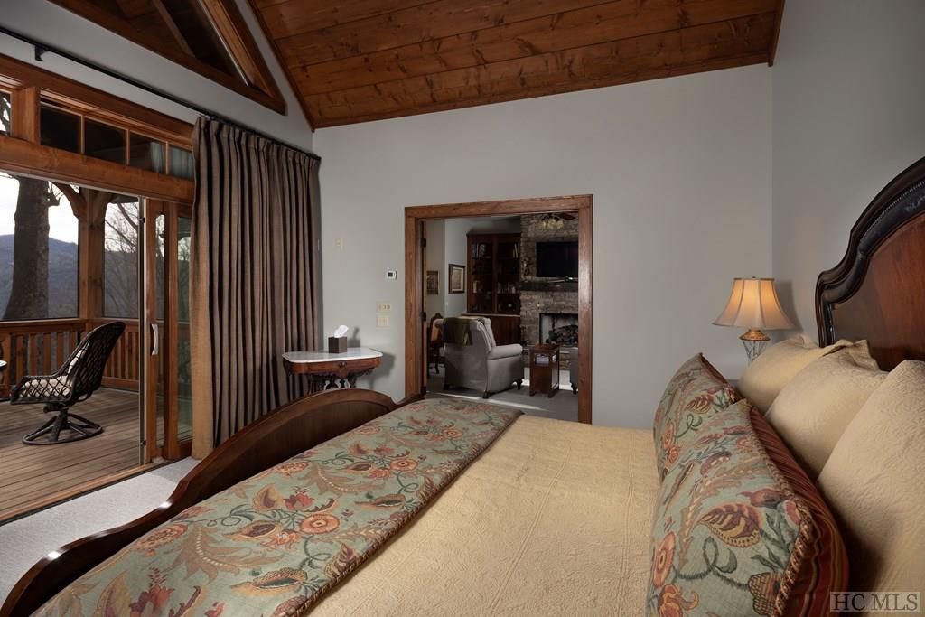1106 Spring Forest Road Sapphire, NC 28774 - Photo 8 of 22 Gallery Image 8