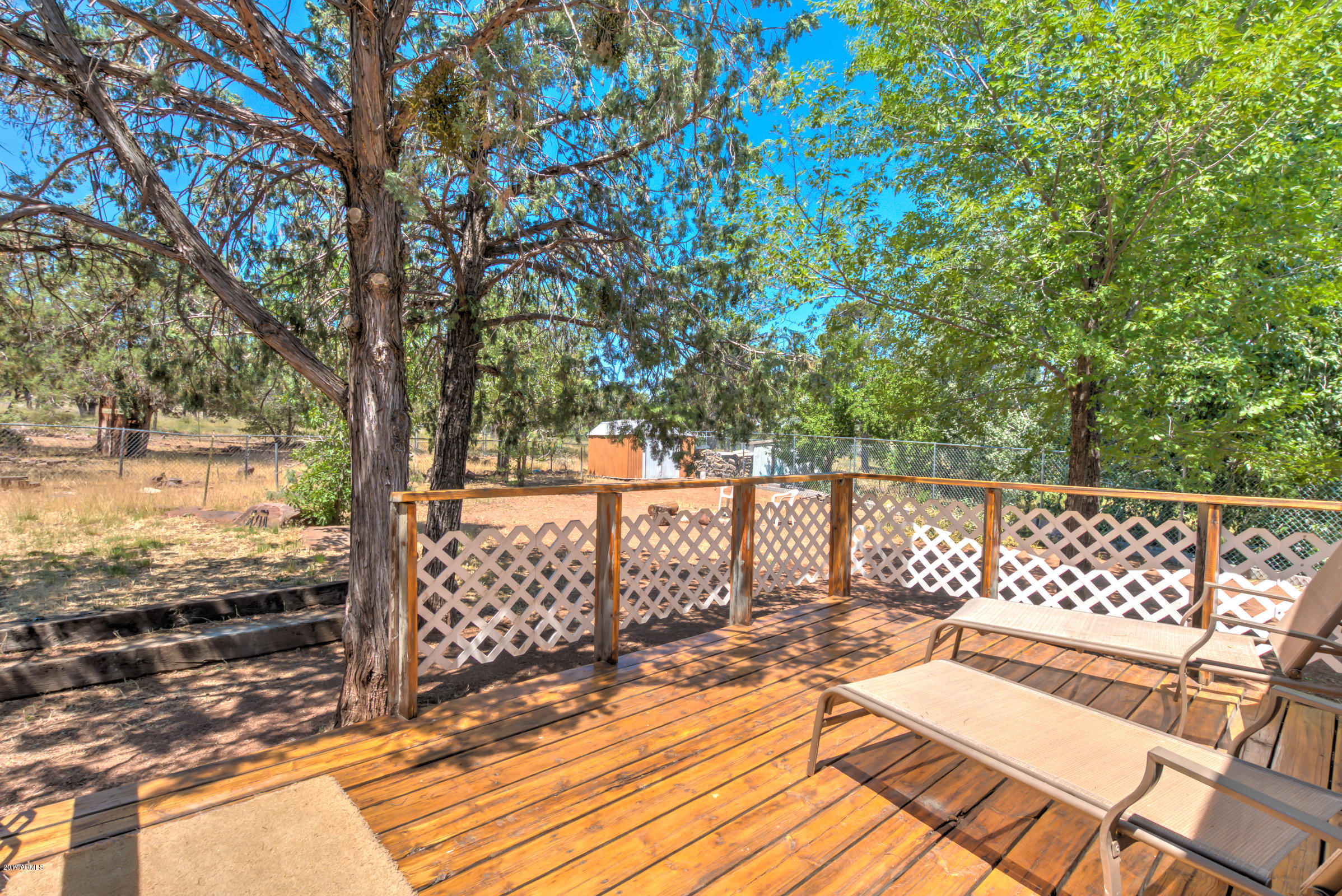 7420 Toya Vista Rd - Back patio