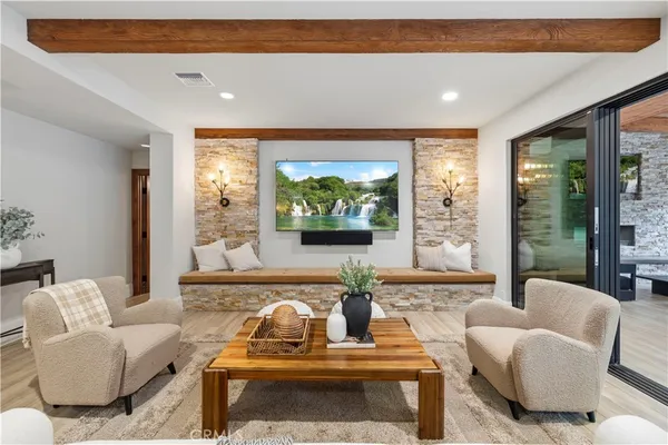 $2,095,000 | 24923 Highspring Avenue, Newhall, CA 91321