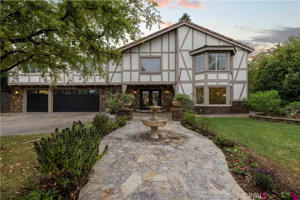 $2,095,000 | 24923 Highspring Avenue, Newhall, CA 91321