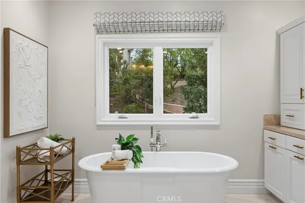 $2,095,000 | 24923 Highspring Avenue, Newhall, CA 91321