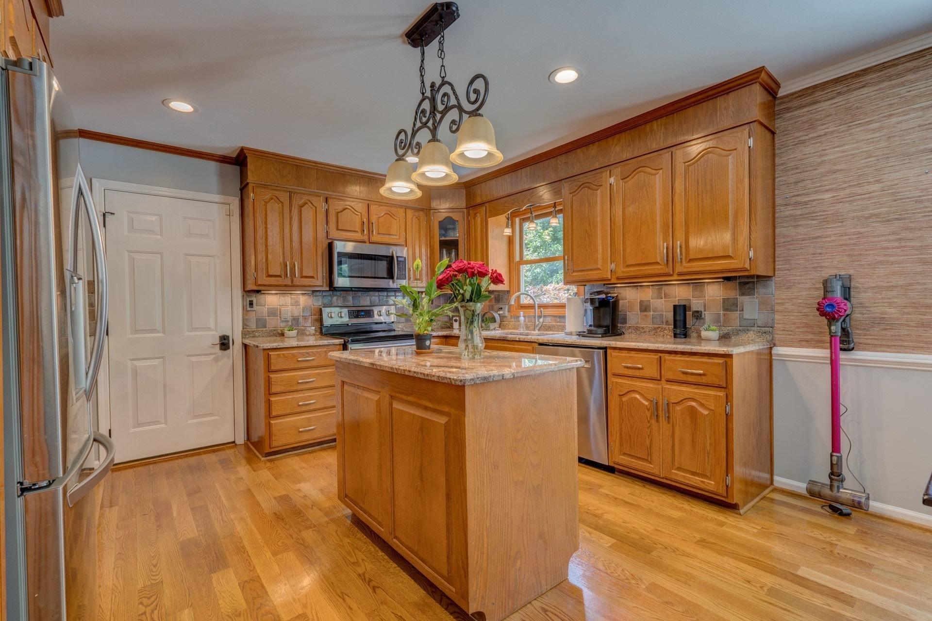 1719 Millbridge Road Salem, VA 24153 - Photo 11 of 37 Kitchen