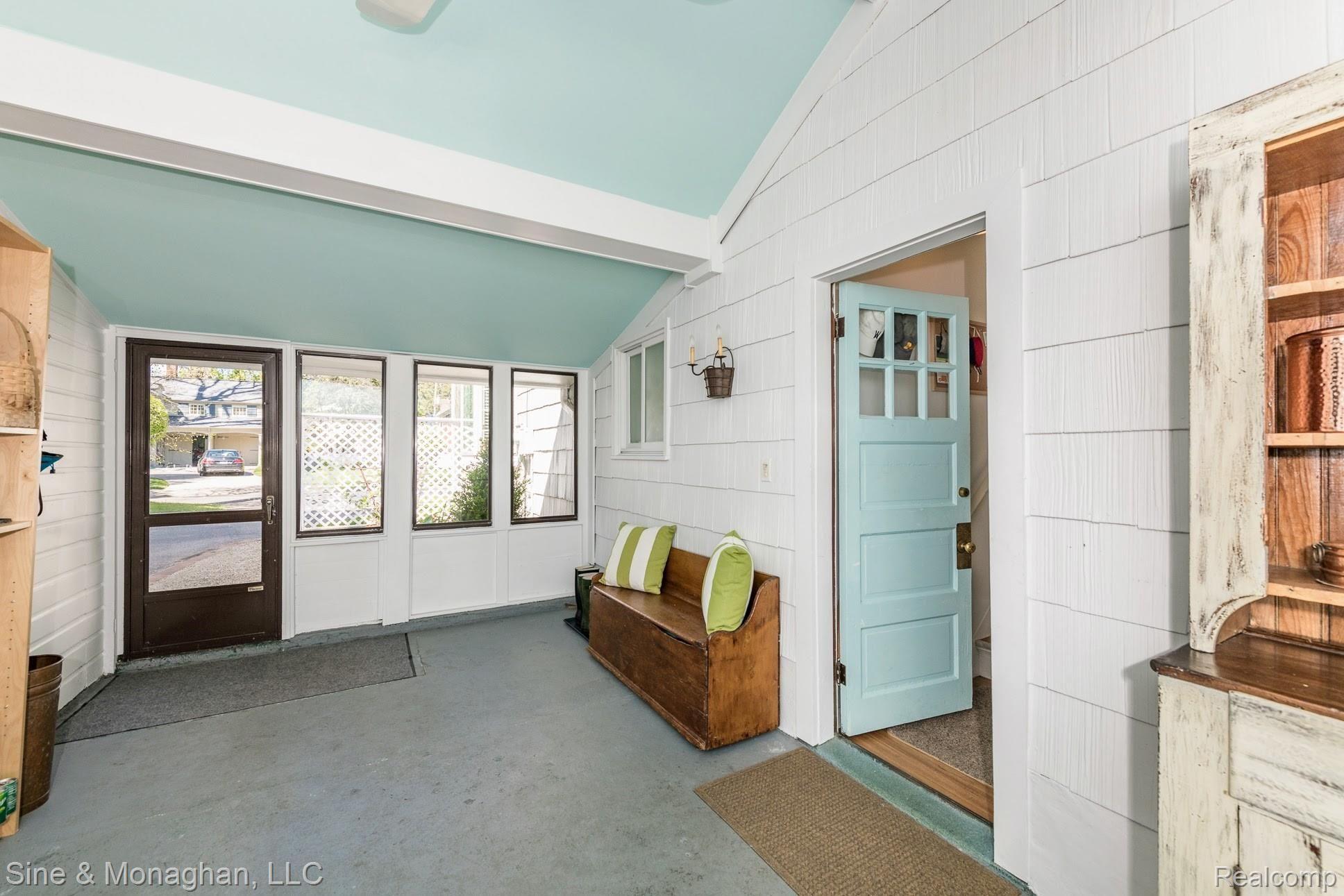 203 Moran Road Grosse Pointe, MI 48236 - Photo 24 of 56 DSC_8840.jpg