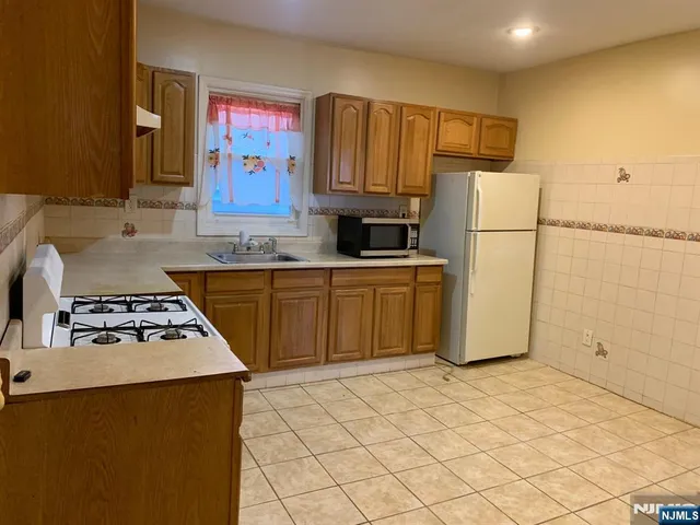 $690,000 | 149 Fairmount Avenue, Newark, NJ 07103