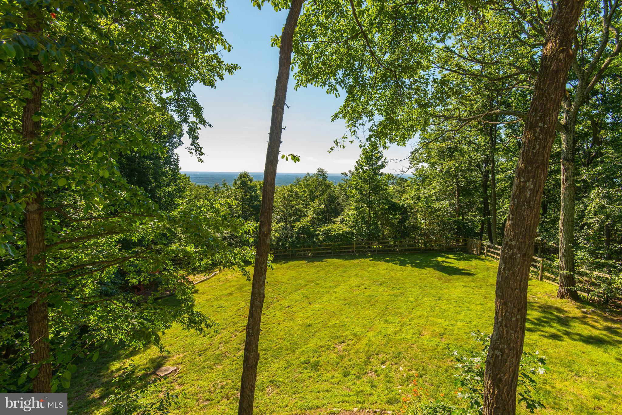 1619 Summit Drive Haymarket, VA 20169 - Photo 34 of 62 a view of an ocean