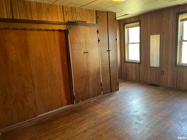 $55,000 | 777 Cole Street, Bushnell, IL 61422